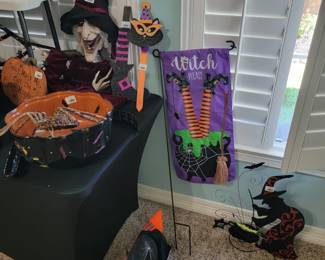 Assorted Halloween Decorative Lot