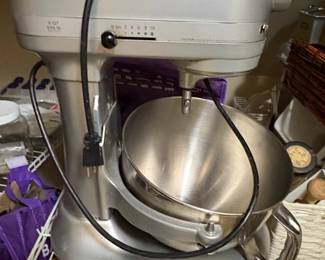 KitchenAid Professional Series Stand Mixer