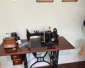 Singer Treadle Sewing Machine