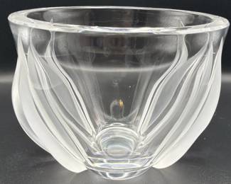 Lalique crystal bowls & vases. 