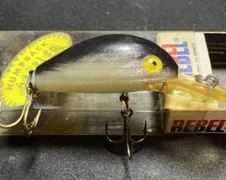 Vintage fishing lures / plugs.