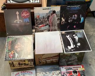 Vintage United Audio Turntable Classic Rock LPs with Sony DVD VCR