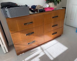 6-drawer dresser