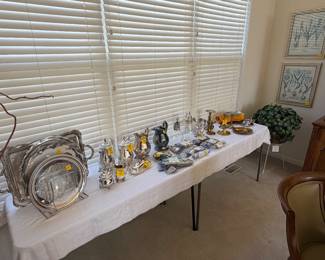 Silverplate items, brass candlesticks