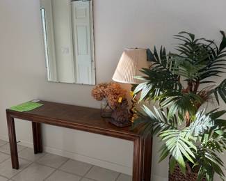 LANE sofa table, faux plant, wall mirror