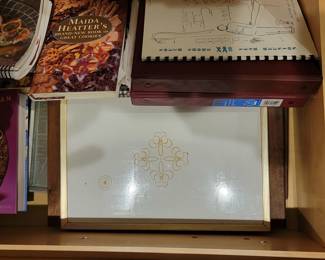 Cookbooks and warming trays