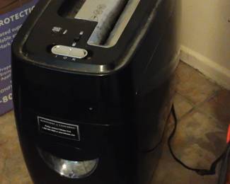 Fellowes PSCs Paper Shredder