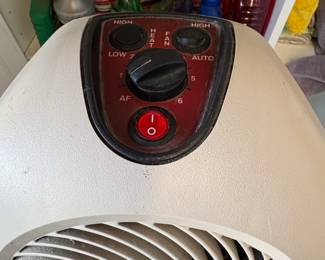 Vornado VH Whole Room Space Heater second image