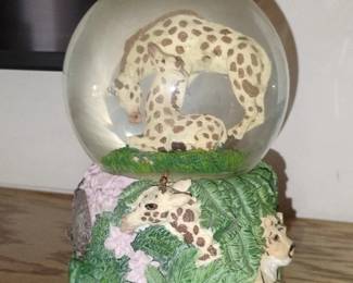Giraffe and Tiger Themed Musical Snow Globe