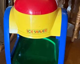 Vintage Looney Tunes Bugs Bunny Snow Cone Maker second image