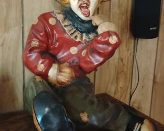 Vintage Universal Statuary Corp. Chalkware Sitting Clown Figurine