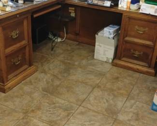 Traditional LShaped Executive Desk