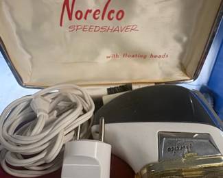Vintage Norelco Speedshaver SC with Floating Heads
