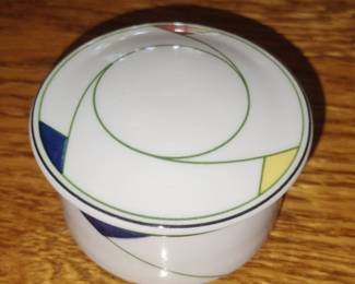 Pietra Dura Inlaid Marble Trinket Box second image