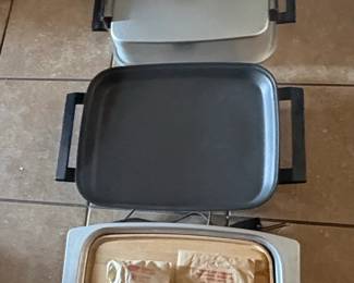 West Bend Lektro Maid Electric Skillet, Griddle, and Serving Tray third image