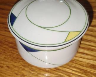 Villeroy  Boch Trio Covered Trinket Box