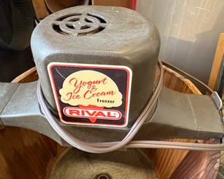 Rival Ice Cream  Yogurt Freezer, Model , Qt. with Cedar Bucket second image