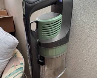 Shark Rocket Pro Cordless Stick Vacuum IZC fourth image