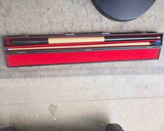 Vintage TwoPiece Billiard Cue with Case  Spalding