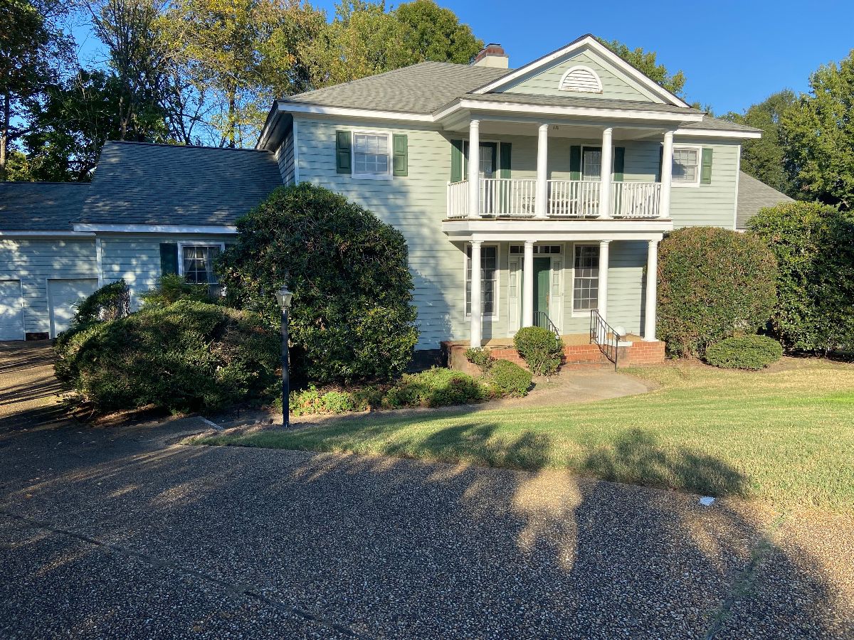 Lovely Ford’s Colony home