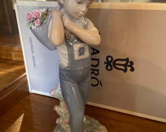 Lladro “Flowers on the Back” #1286