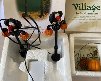 Set of two Gothic Street lamps
