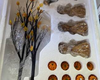 Box of 22 Halloween accessories
