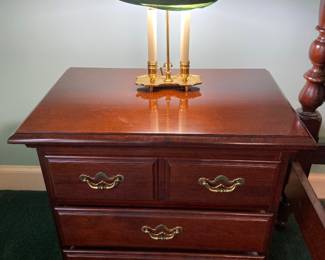 Thomasville nightstand & Cooper brass lamp