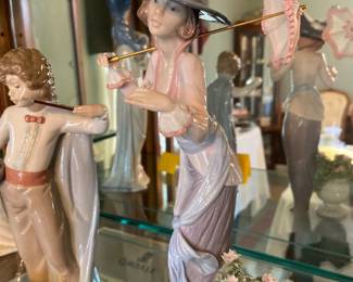 Lladro “Flowers of Paris” #6279