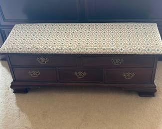 Lane cedar chest
