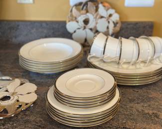 Mikasa China set
