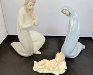 Lladro Nativity