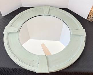 Round Mirror