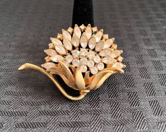 Vintage Brooch