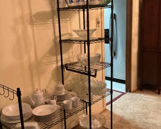 Various pieces of MCM glassware