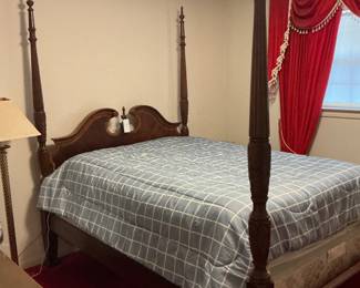 Beautiful four post rice  bed