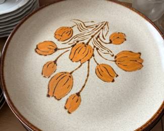 Dinnerware plates