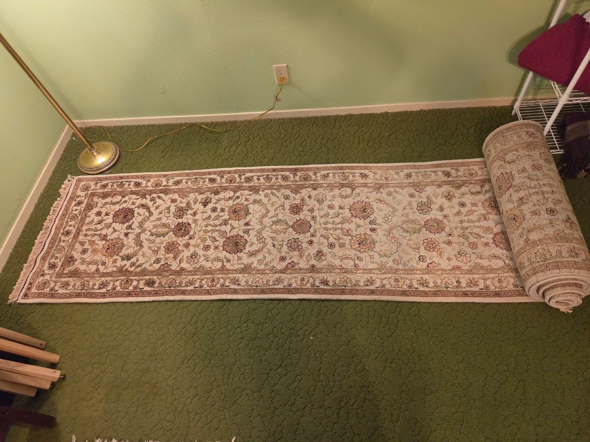 Silk Runner 20 X 2.6