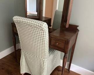 1920s vanity