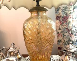 Gorgeous peacock carnival glass lamp 