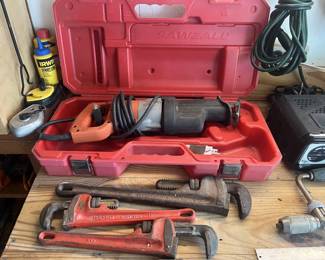Milwaukee Sawzall reciprocating saw w/case.