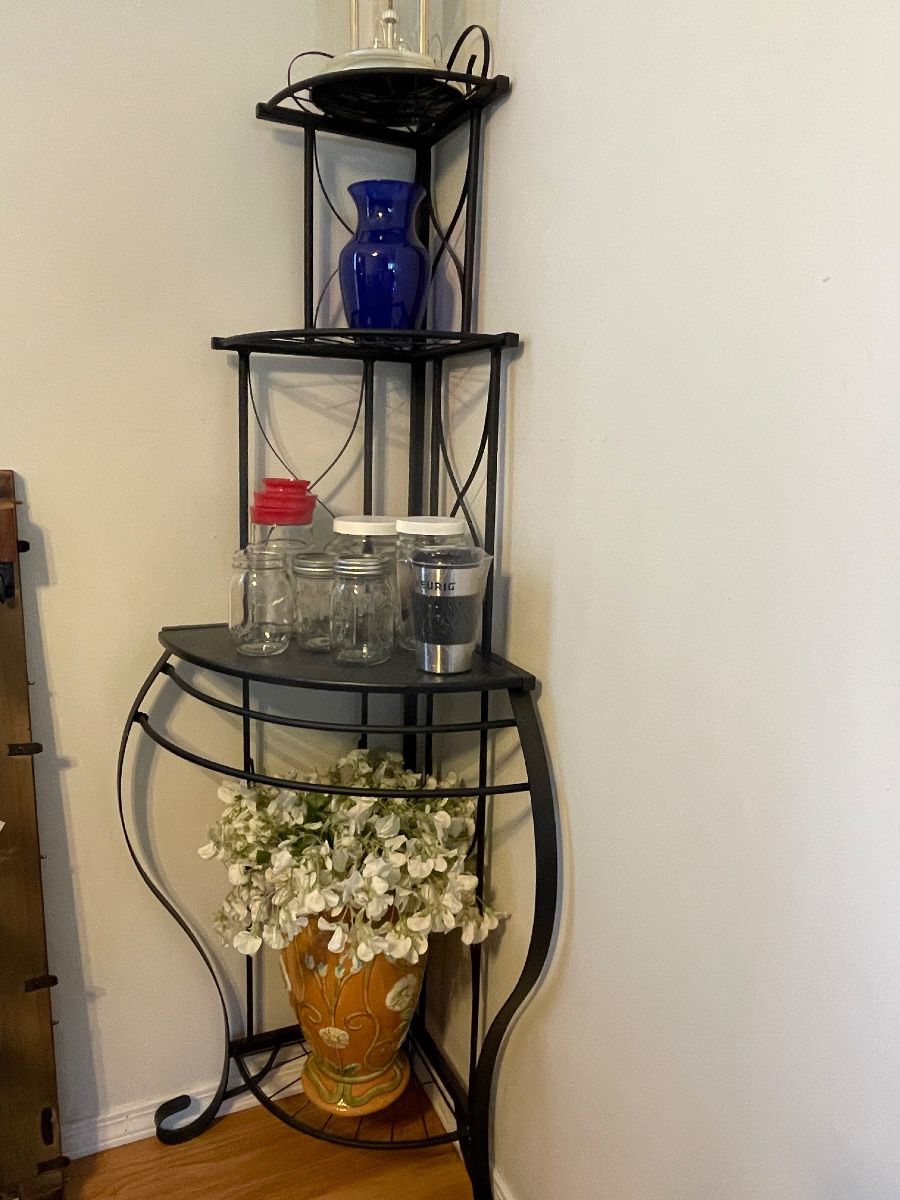 Black corner display shelf