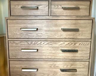 #11 - $226 -Tall chest 6 drawers 53x36x19