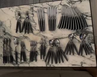 $100 Eldan Japan MCM set flatware