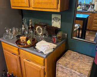 Cute vintage bar stuff