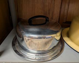 Vintage Cake Carrier