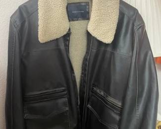 Tommy Hilfilger Bomber Leather Jacket. Size XL