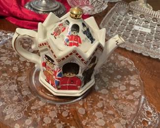 GB Tea Pot
