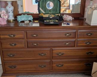 Jamestown Taylor Cherry Dresser with Mirror. Goes with 1 nightstand and tall chest of drawers. Antique travel vanity kit. 