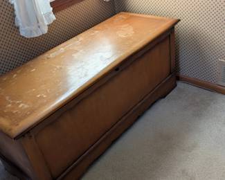 Lane Cedar chest
